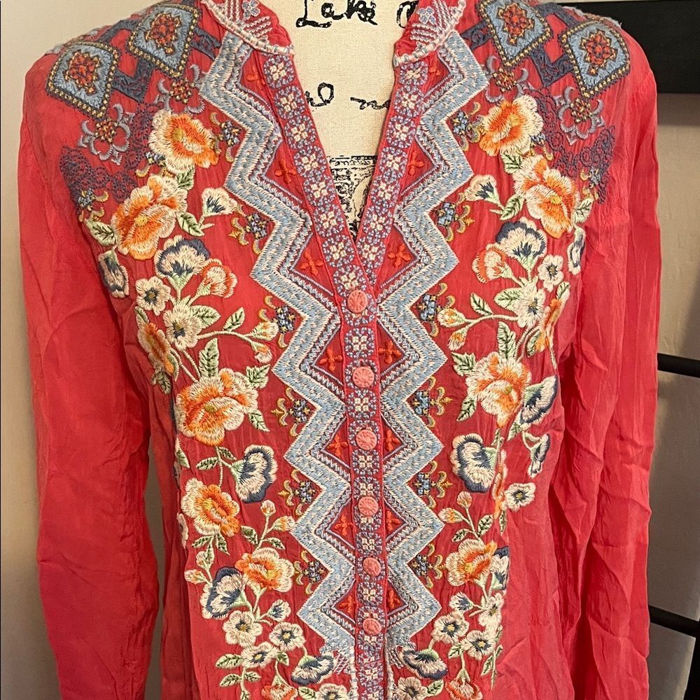 Johnny Was Harlow Floral V-Neck Embroidered Tunic Top Bohemian Cottagecore - Picture 6 of 16